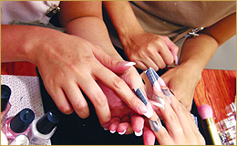 GOLDY NAIL SCHOOL